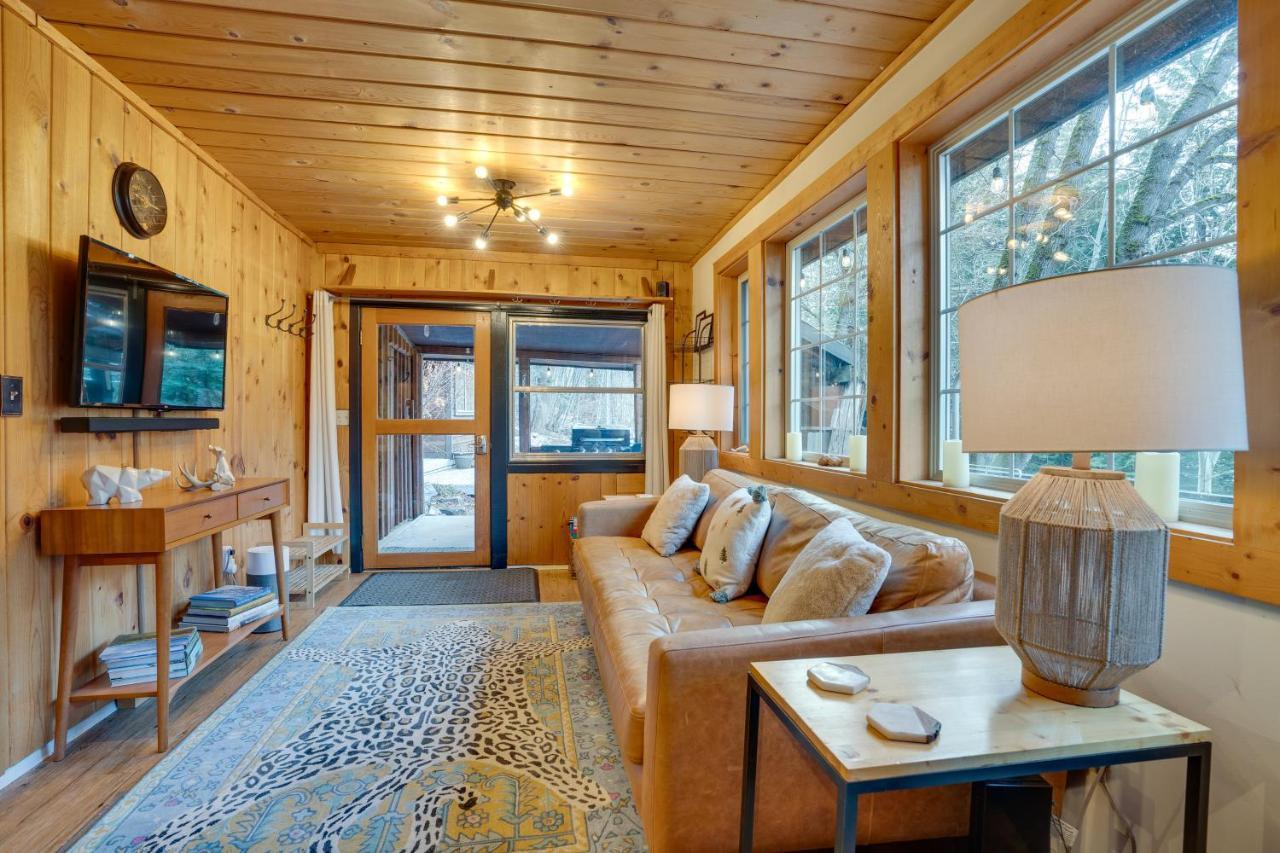 Leavenworth Cabin With Private Hot Tub! ภายนอก รูปภาพ