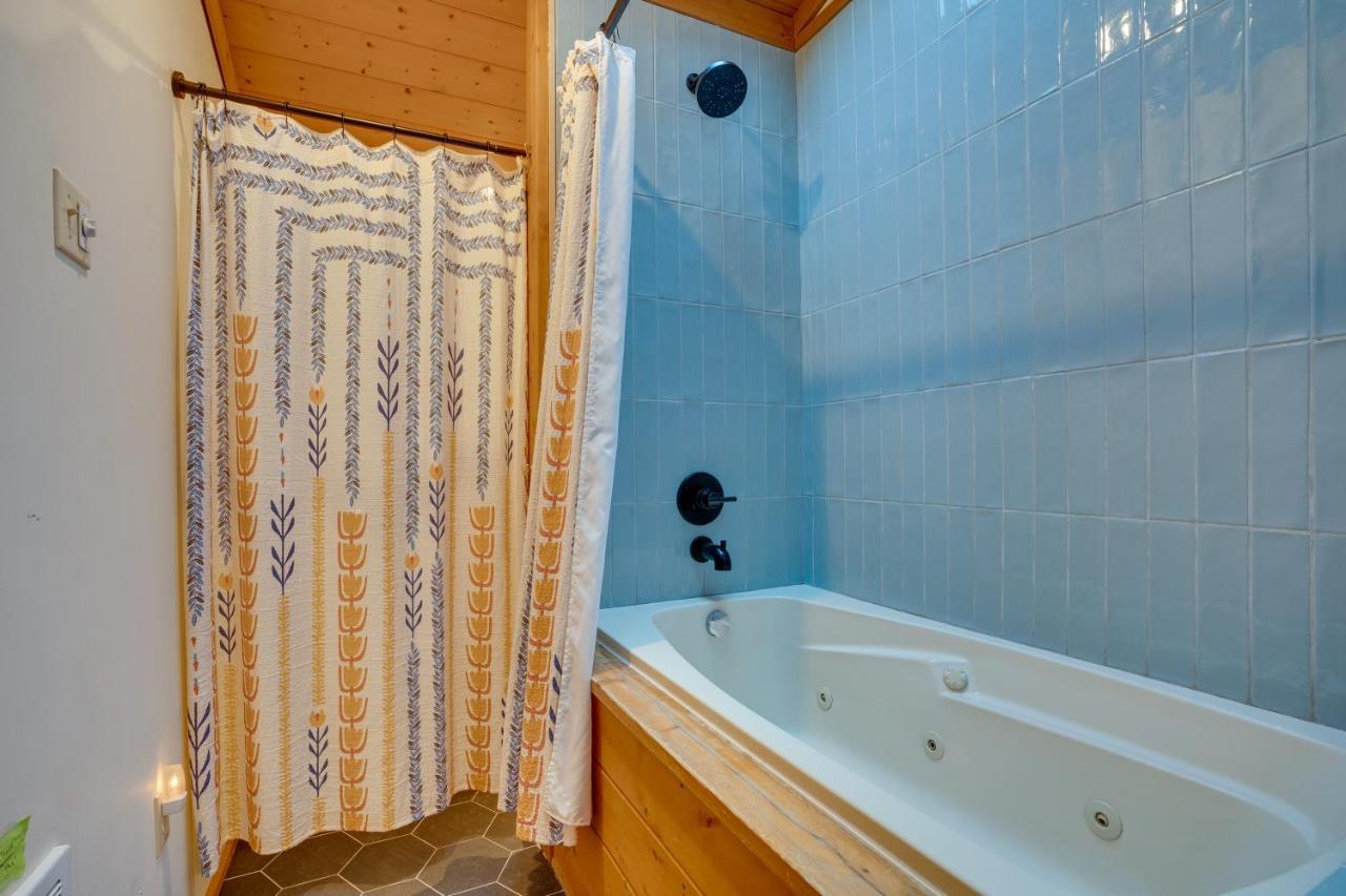 Leavenworth Cabin With Private Hot Tub! ภายนอก รูปภาพ